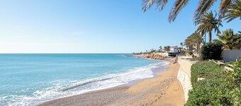 Estudio 'Costa Sur' con terraza privada, Wi-Fi y aire acondicionado