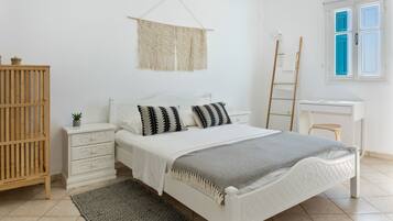 2 makuuhuonetta, silitysrauta/-lauta, ilmainen Wi-Fi, vuodevaatteet