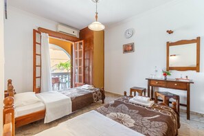 1 bedroom, free WiFi, bed sheets - Studio Apartment 'Mires House Side Ground Floor 4' with Shared Pool, Wi-Fi and Air Conditioning (Corfu)