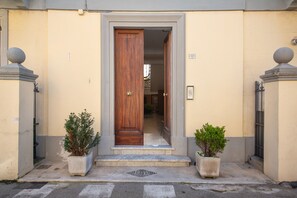 Exterior detail - Apartment 'Casa Mare Levanto 2' with Private Terrace and Wi-Fi (Levanto)