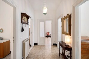 Interior - Apartment 'Casa Mare Levanto 2' with Private Terrace and Wi-Fi (Levanto)