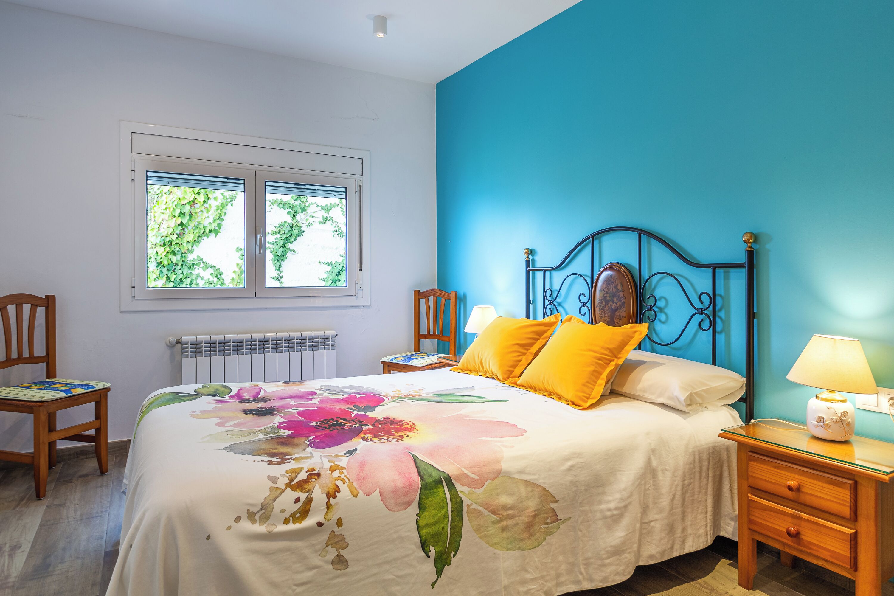 2 chambres, fer et planche à repasser, Wi-Fi gratuit, draps fournis