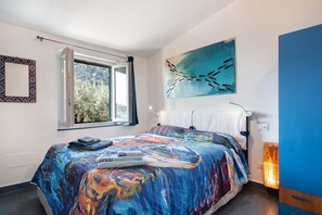 2 bedrooms, free WiFi, bed sheets - Apartment 'Ca' Dû Massunin' with Sea View, Wi-Fi and Air Conditioning (Recco)