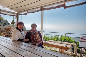Property grounds - Apartment 'Ca' Dû Massunin' with Sea View, Wi-Fi and Air Conditioning (Recco)