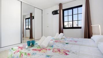 2 chambres, fer et planche Ă repasser, Wi-Fi gratuit, draps fournis