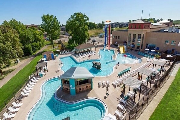Indoor pool, outdoor pool