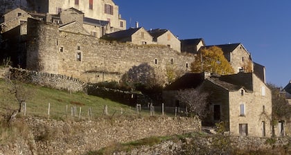 La Clé Des Sens' vacation home with mountain views, private terrace and indoor pool.
