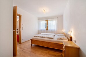 2 chambres, Wi-Fi gratuit, draps fournis