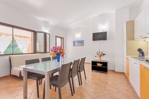 Dining - Domu Elgive ground floor (Tertenia)