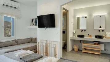 1 chambre, fer et planche à repasser, Wi-Fi gratuit, draps fournis