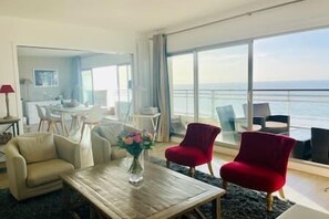 Interior - Face mer à La Baule : L'amirauté (La Baule-Escoublac)