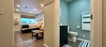 The Suites: Next Door - Studio at Killington Resort on the Bus Route. Discounted Ski Rentals. 531