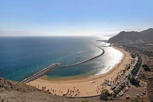 Vacation Apartment 'Las Teresitas Beach' with Mountain View, Balcony and Wi-Fi