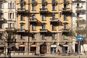Esterni
