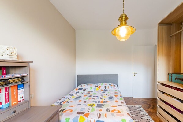 3 bedrooms, iron/ironing board