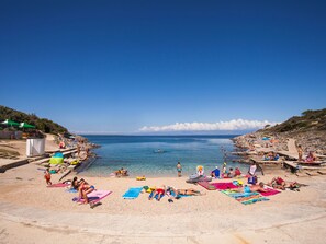 Beach nearby - Baia Lux by Interhome (Losinj / Mali Losinj)