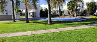 CASA LAUREL