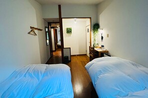 Basic Double or Twin Room, 2 Twin Beds, Non Smoking, Garden View | Down comforters, desk, laptop workspace, free WiFi - Windy Hill (Yamanakako)
