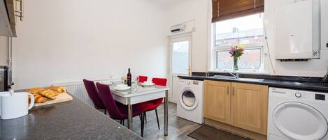 Fridge, microwave, oven, toaster