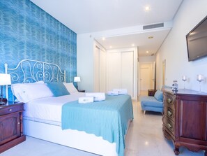 2 bedrooms, iron/ironing board, Internet, bed sheets - Banus, Las Mimosas, Famous Complex! (Puerto Banús)