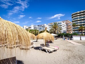 Property grounds - Marbella Marysol Beachfront Apartment I (Marbella Centre)