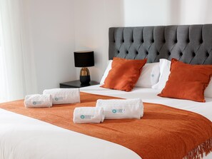 2 Schlafzimmer, Bügeleisen/Bügelbrett, Internetzugang, Bettwäsche