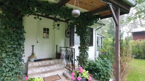 Exterior detail - Holiday Home 'Schatz' with Private Terrace and Wi-Fi (Schönwalde-Glien)