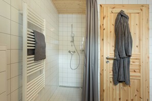 Shower, towels