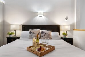 2 chambres, fer et planche Ă repasser, Wi-Fi gratuit, draps fournis