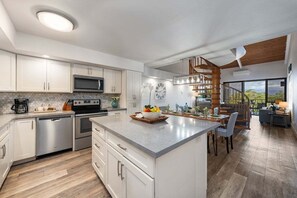 Fridge, microwave, oven, stovetop - KAS 4413 Remodeled 2BD Beach Retreat Across Beach (Kihei)