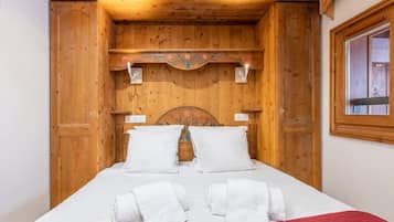 2 slaapkamers, reisbedje, gratis wifi, beddengoed