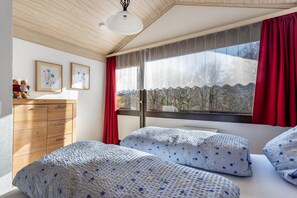 2 Schlafzimmer, Bügeleisen/Bügelbrett, kostenloses WLAN