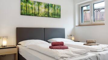 1 bedroom, free WiFi, bed sheets