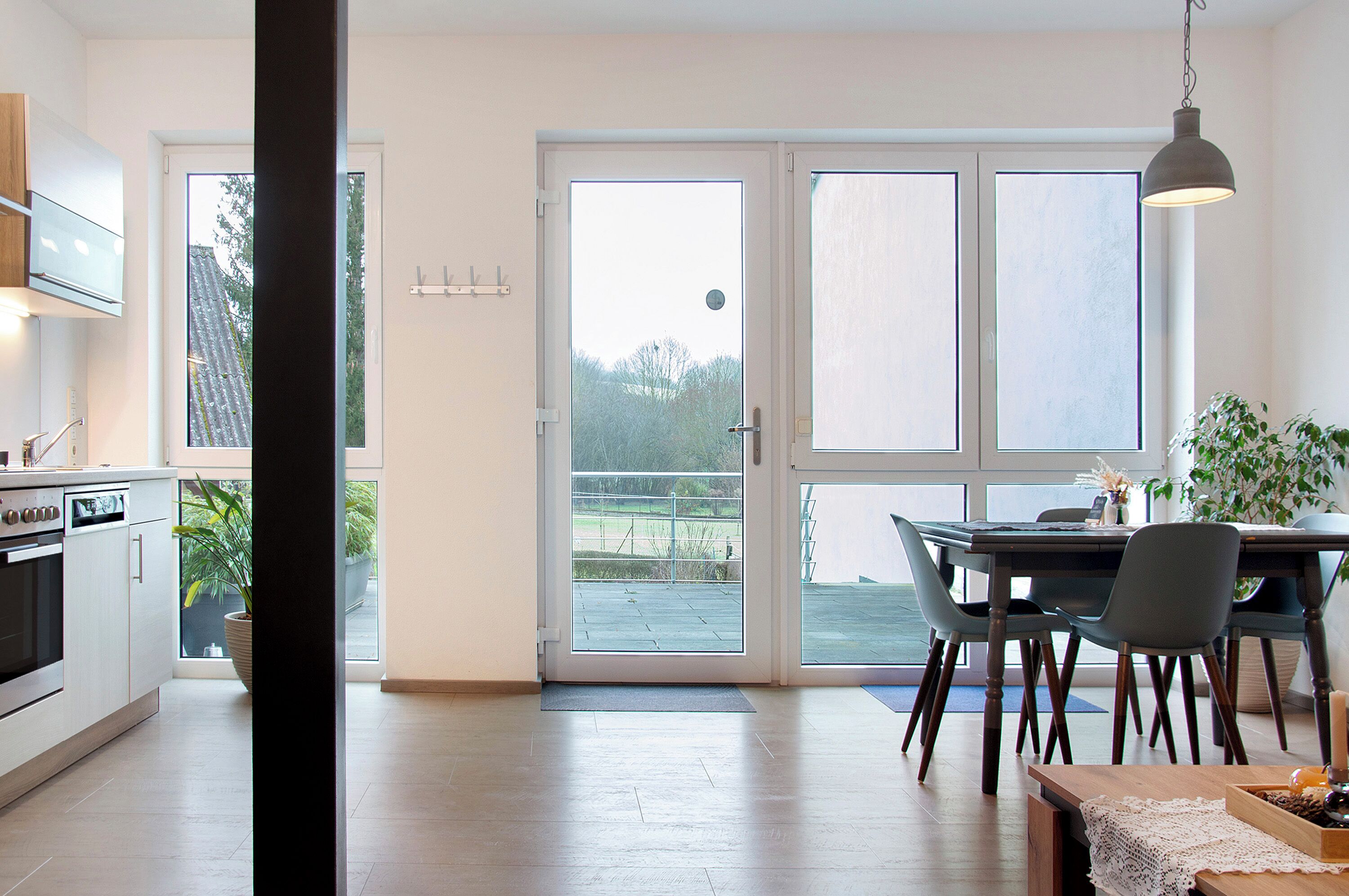 Køleskab, ovn, kogeplade, opvaskemaskine