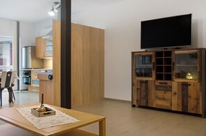 Interior - Apartment 'Maiglöckchen' with Private Terrace, Shared Garden and Wi-Fi (Wittighausen)