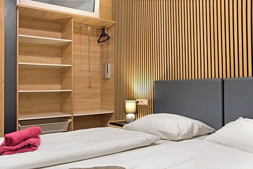 Apartment 'Maiglöckchen' with Private Terrace, Shared Garden and Wi-Fi