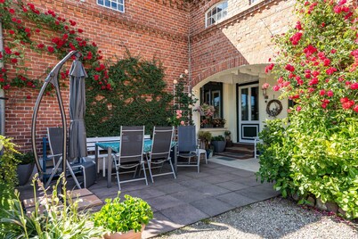 Apartment 'Ferienwohnung Bauernhof Rohde' with Shared Terrace, Private Garden and Wi-Fi