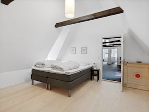 4 bedrooms, WiFi