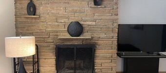 Cozy Home in Victory Pkwy!