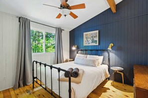4 chambres, lit parapluie, Wi-Fi, draps fournis