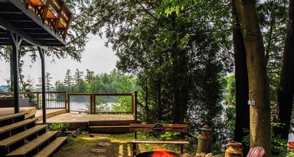 Alpine Lake House - Waterfront + Hot tub