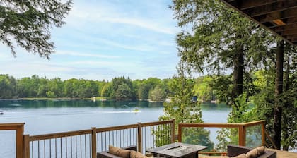 Alpine Lake House - Waterfront + Hot tub