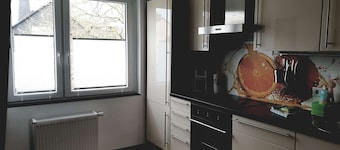 Luxuriöse großzügige Wohnung mit einem Schlafzimmer