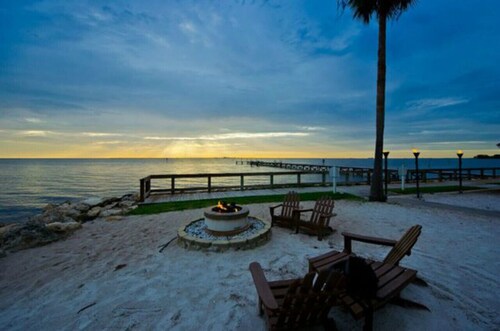 Sunset Retreat Condo #506 Little Harbor