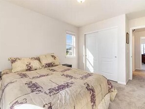 1 camera, ferro/asse da stiro, Wi-Fi, lenzuola