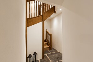 Interior - The Lodge (Ulverston)