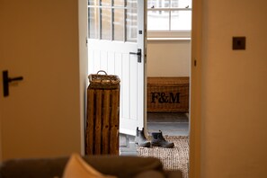 Interior - The Lodge (Ulverston)