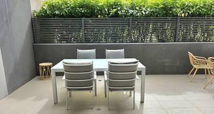 Modern Ground Floor Apartment in Lyons