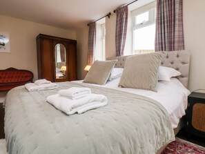 5 Schlafzimmer, individuell dekoriert, individuell eingerichtet