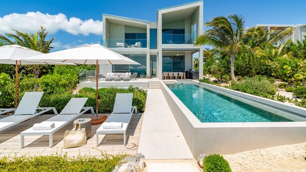Unclassified image, 1 of 36, button - Ocean Estate Reef 6 Bedroom Including 2 Guesthouse OE17 (Providenciales)